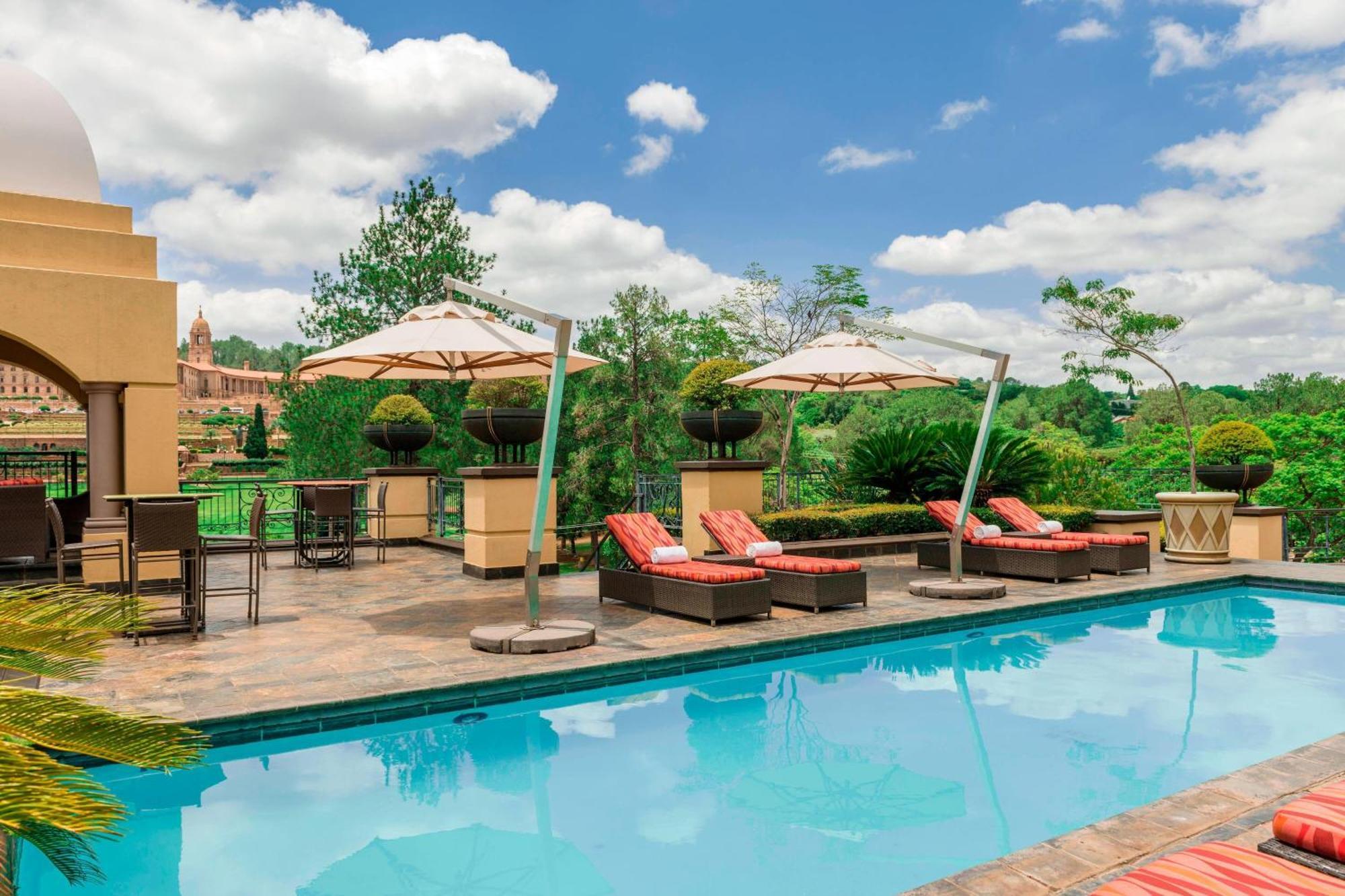 Sheraton Pretoria Hotel Extérieur photo The pool at the Westin Nairobi