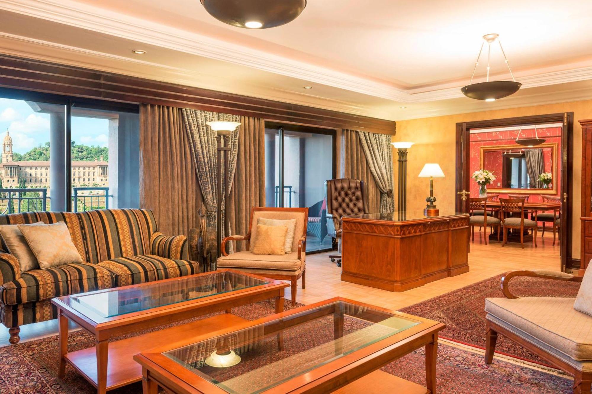 Sheraton Pretoria Hotel Extérieur photo A suite at the Hilton Athens