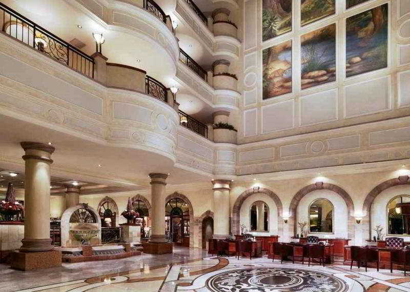 Sheraton Pretoria Hotel Extérieur photo Lobby